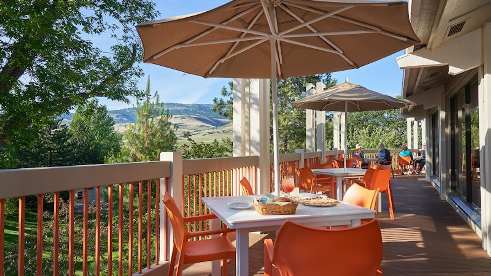 Photo of Ashland Hills Hotel & Suites and Convention Center