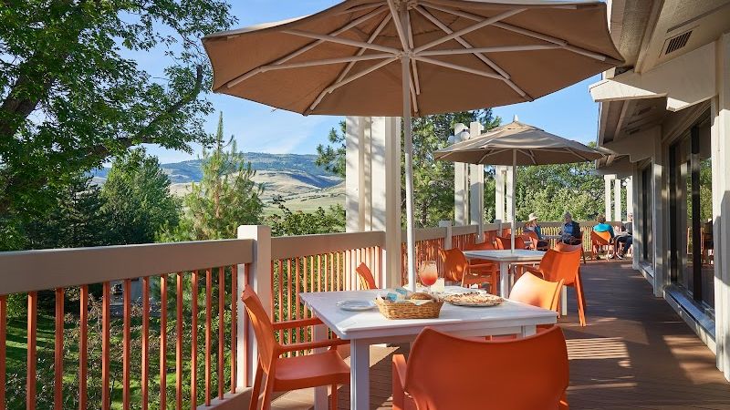 Photo of Ashland Hills Hotel & Suites and Convention Center