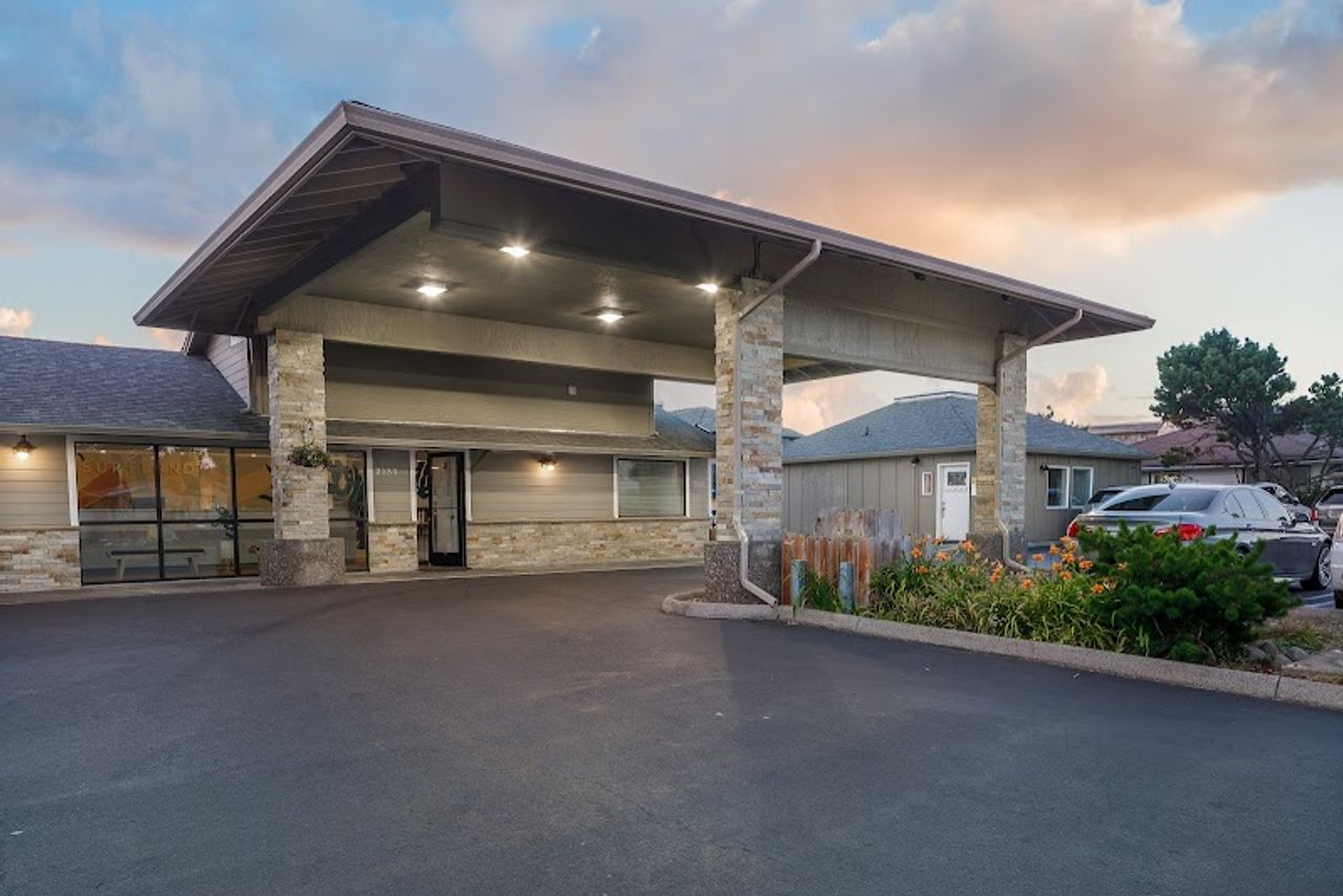 Photo of Surfland Hotel - Property Entrance