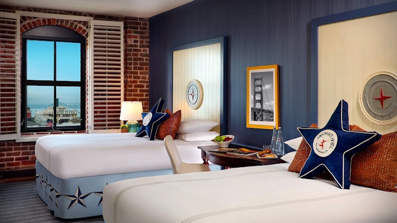 Photo of Argonaut Hotel