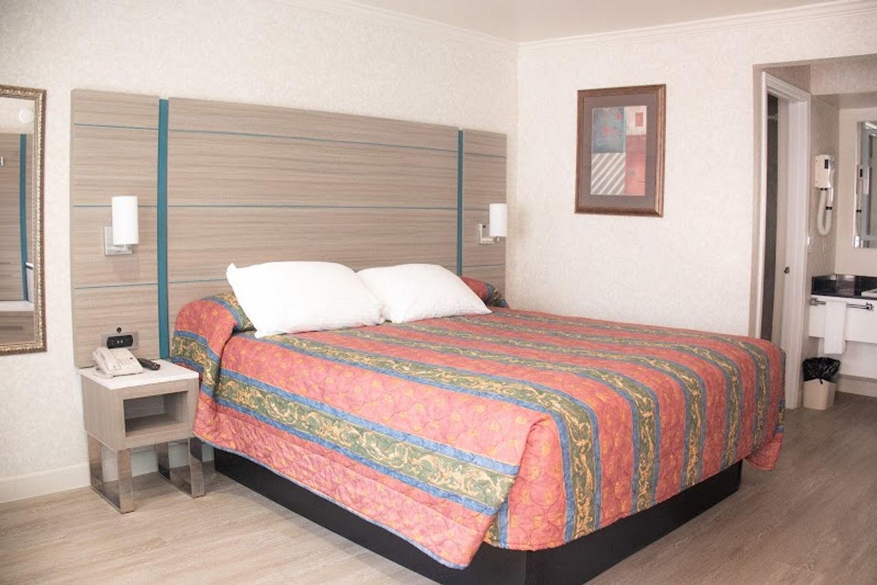 Photo of Discovery Inn Hayward - Castro Valley