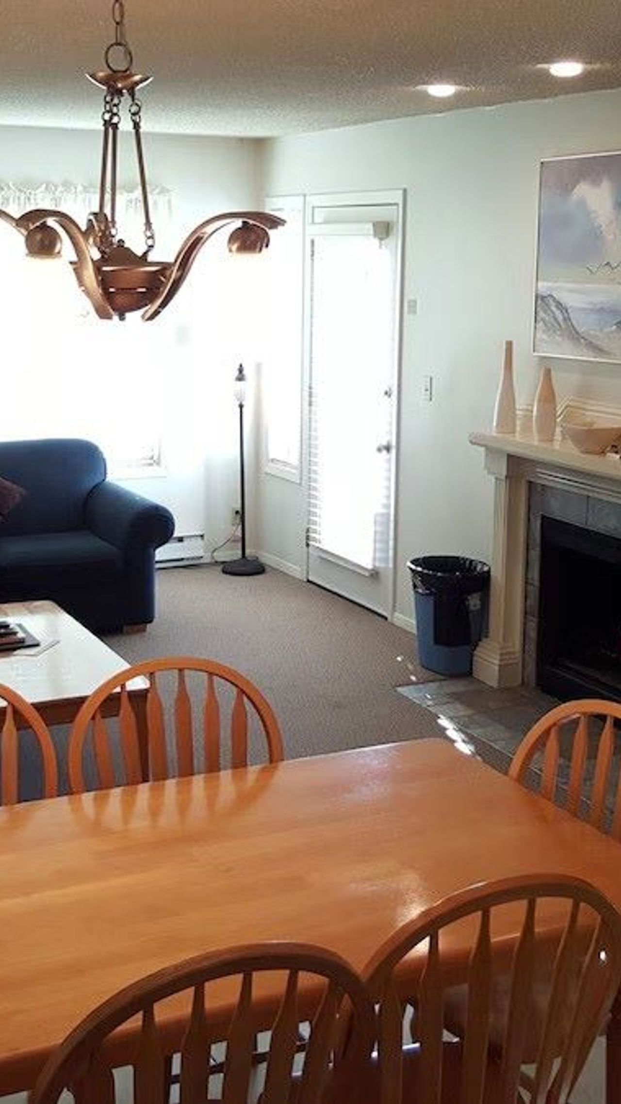 The Breakers - Condo with 1 Queen Bed, Kitchen, Living Room