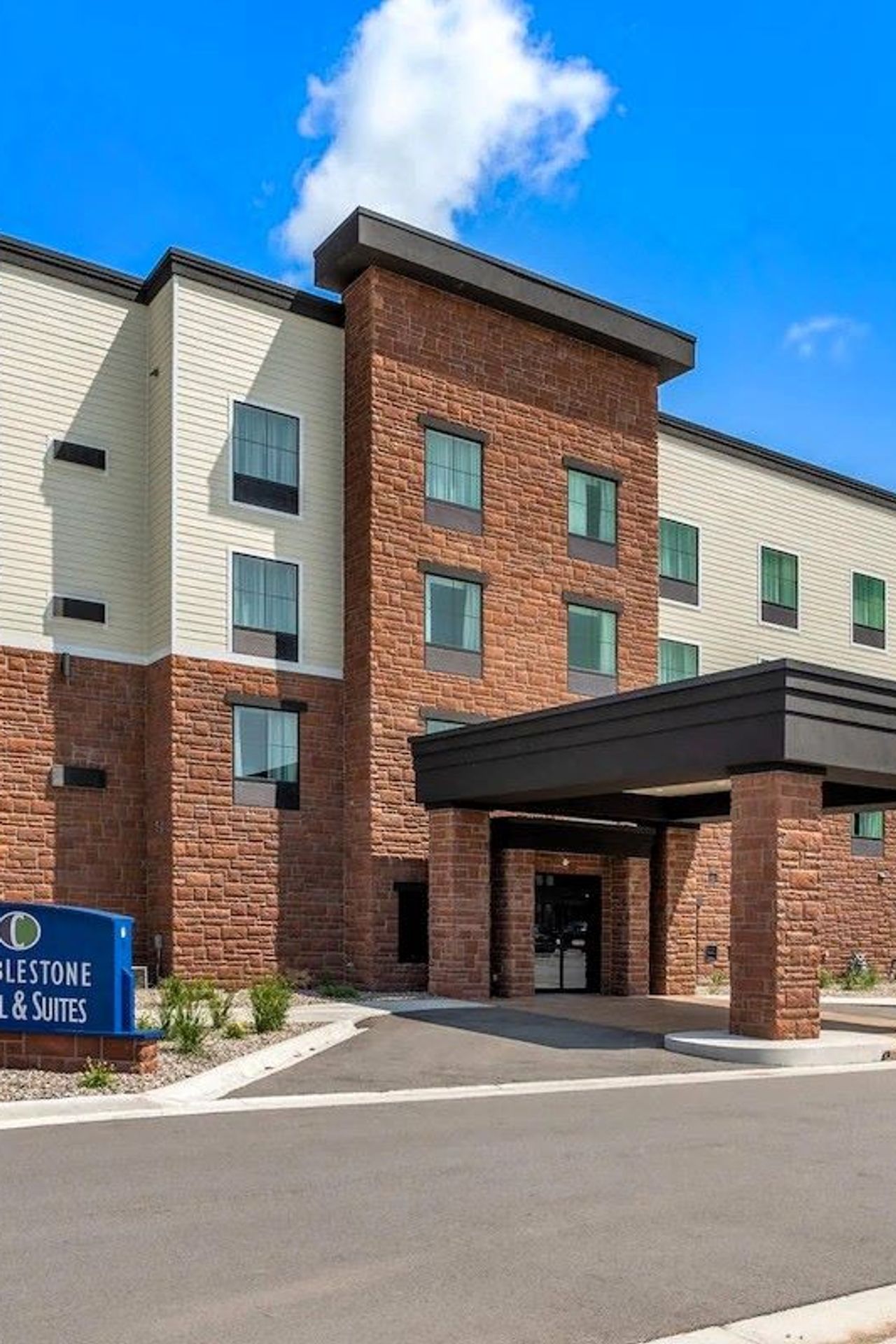 Cobblestone Hotel & Suites - Lynden