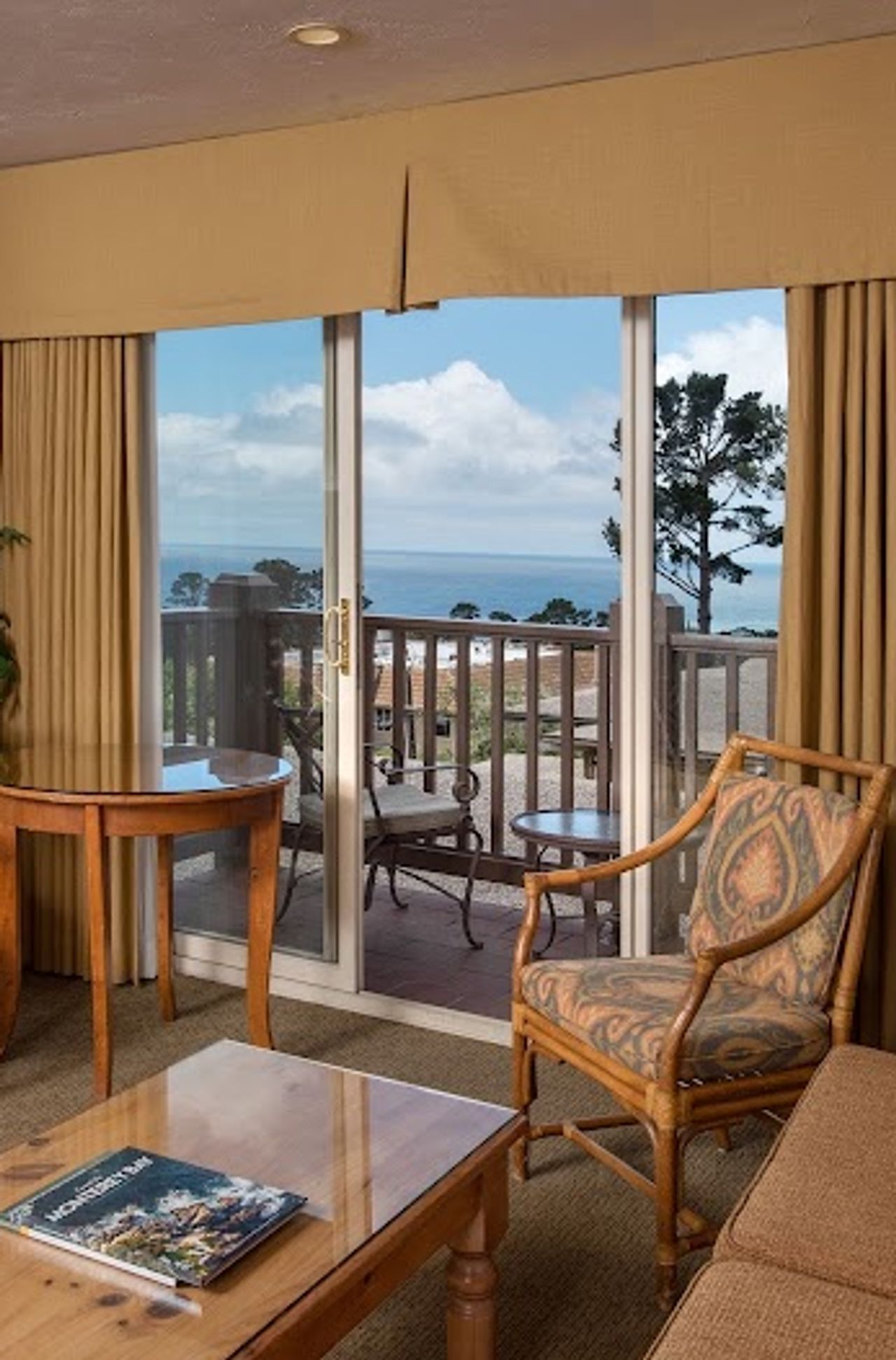 Photo of Horizon Inn & Ocean View Lodge - Deluxe Ocean View (Room 121)