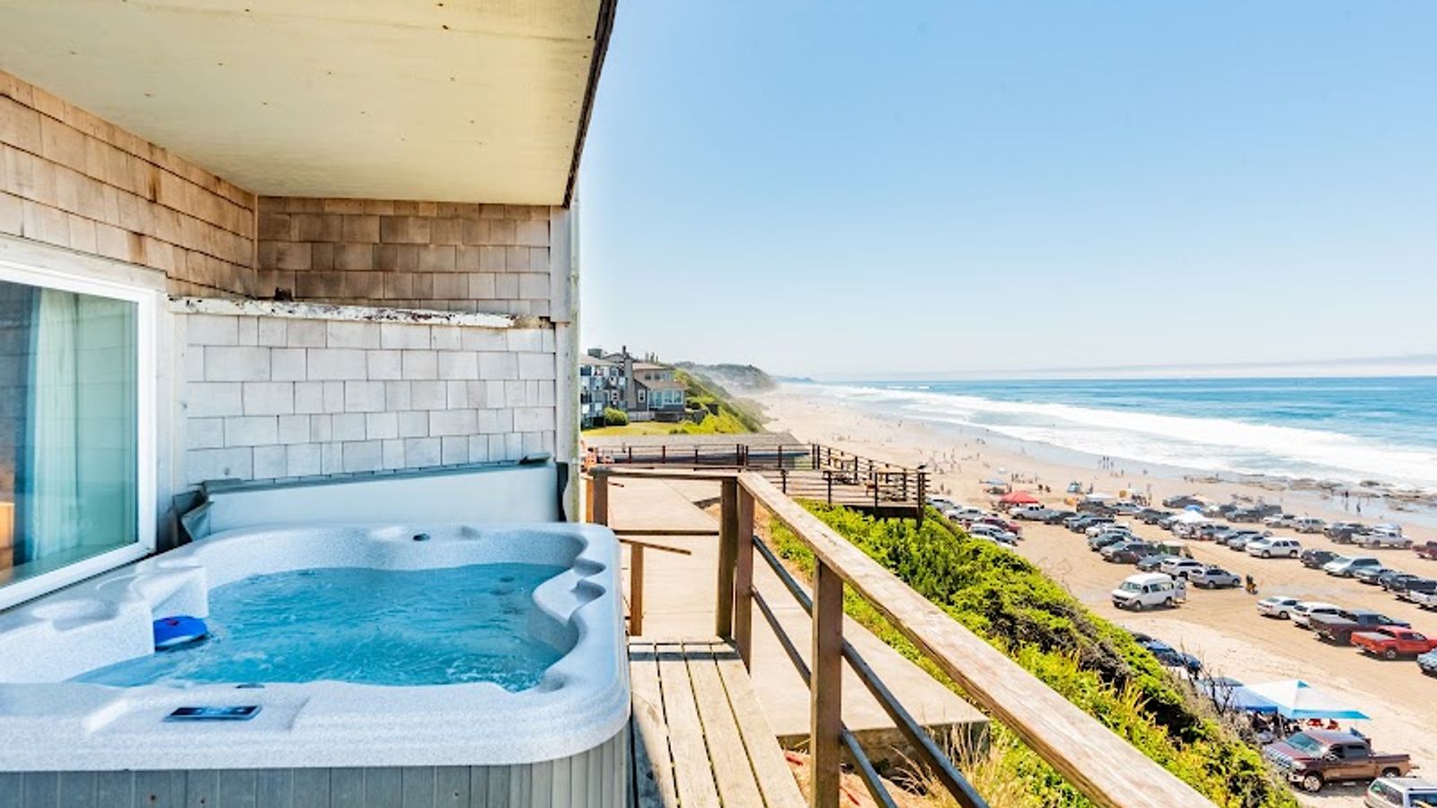 Photo of Seagull Beachfront Inn - Private Outdoor Hot Tub