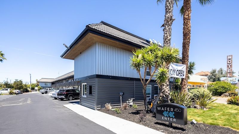 Photo of WAFER 450 Hotel