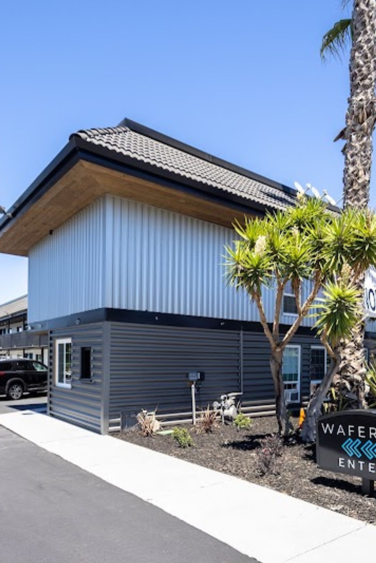 Photo of WAFER 450 Hotel