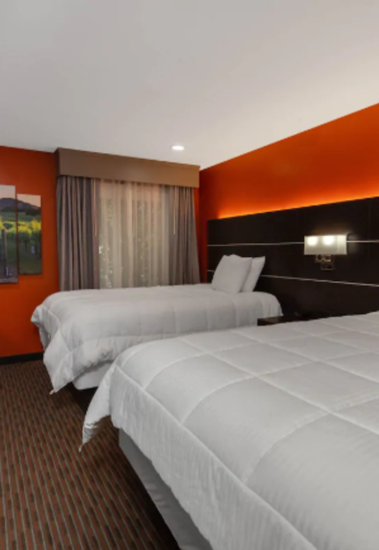 Photo of Hotel Vinea, a Travelodge by Wyndham