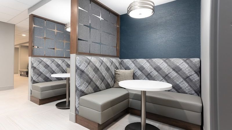 Photo of Hampton Inn & Suites Santa Rosa Sonoma Wine Country