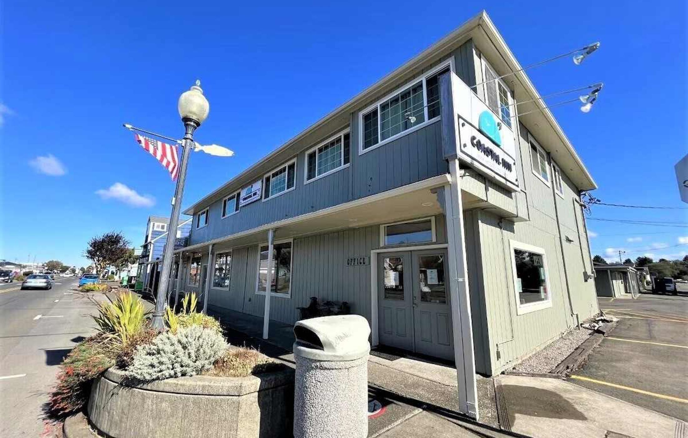Coastal Inn and Suites