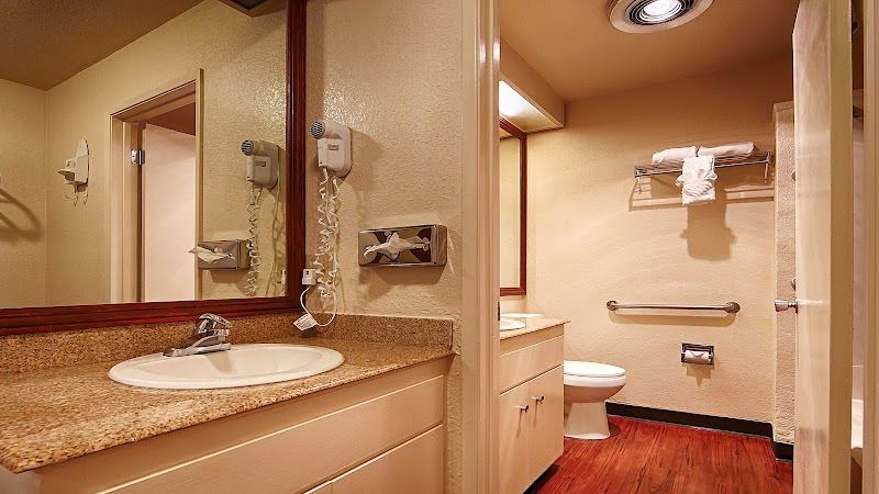 Photo of Best Western Heritage Inn