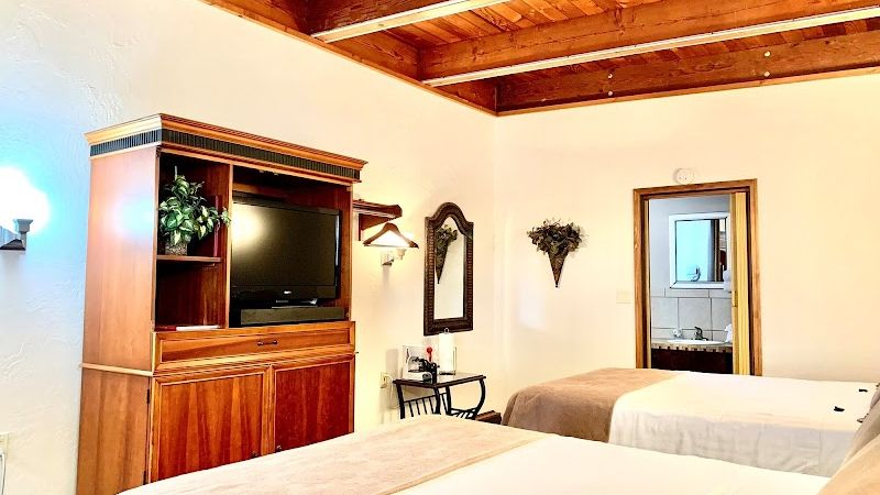 Photo of Breakers Boutique Inn