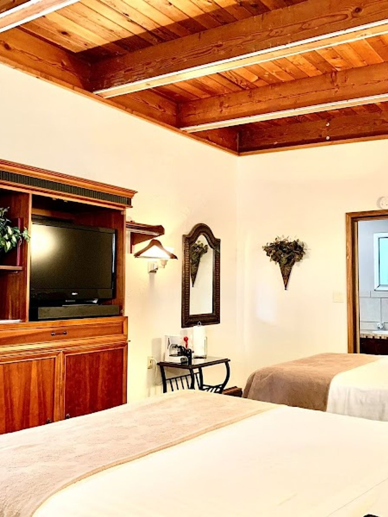 Photo of Breakers Boutique Inn
