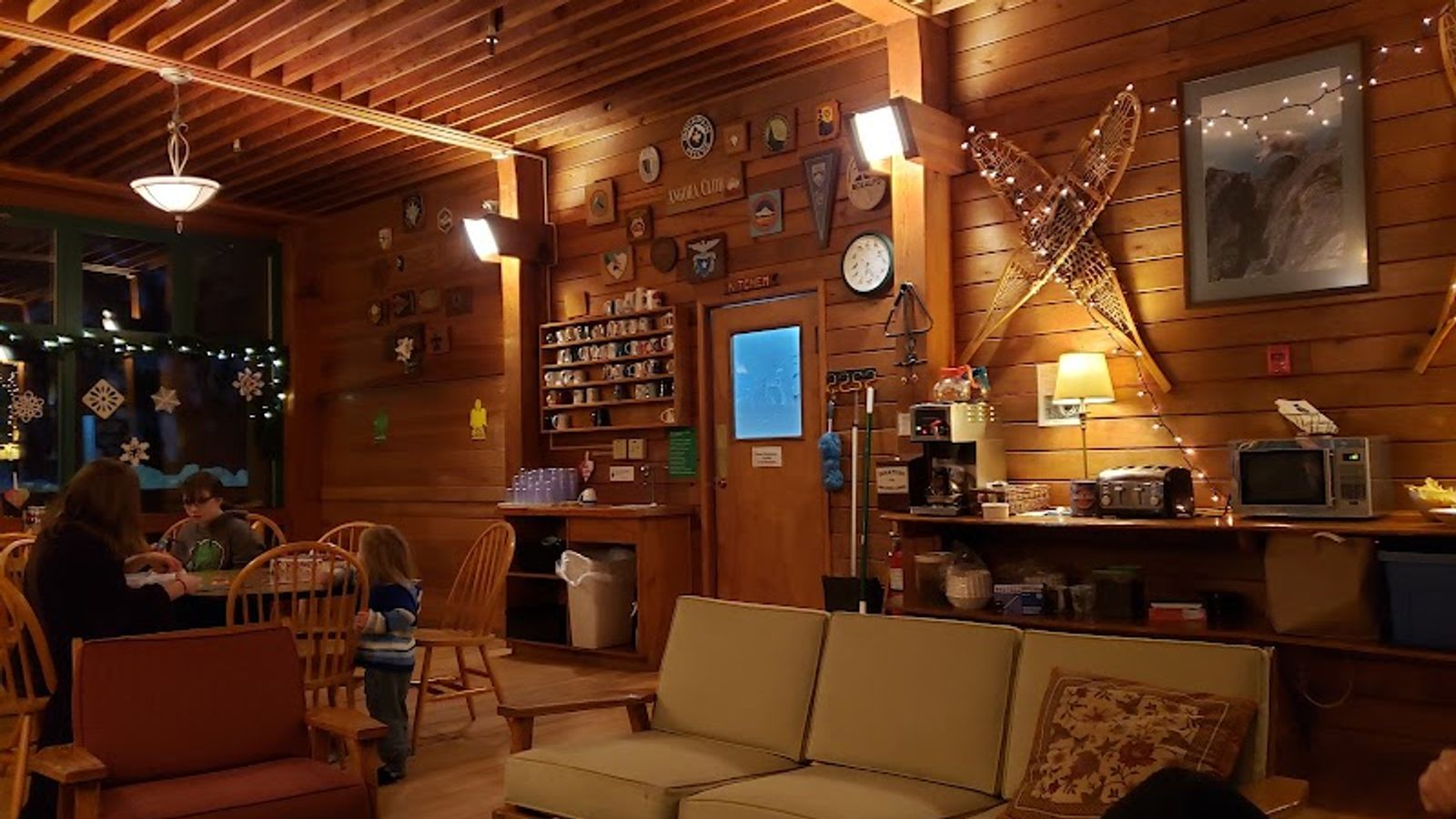 Photo of Mazama Lodge