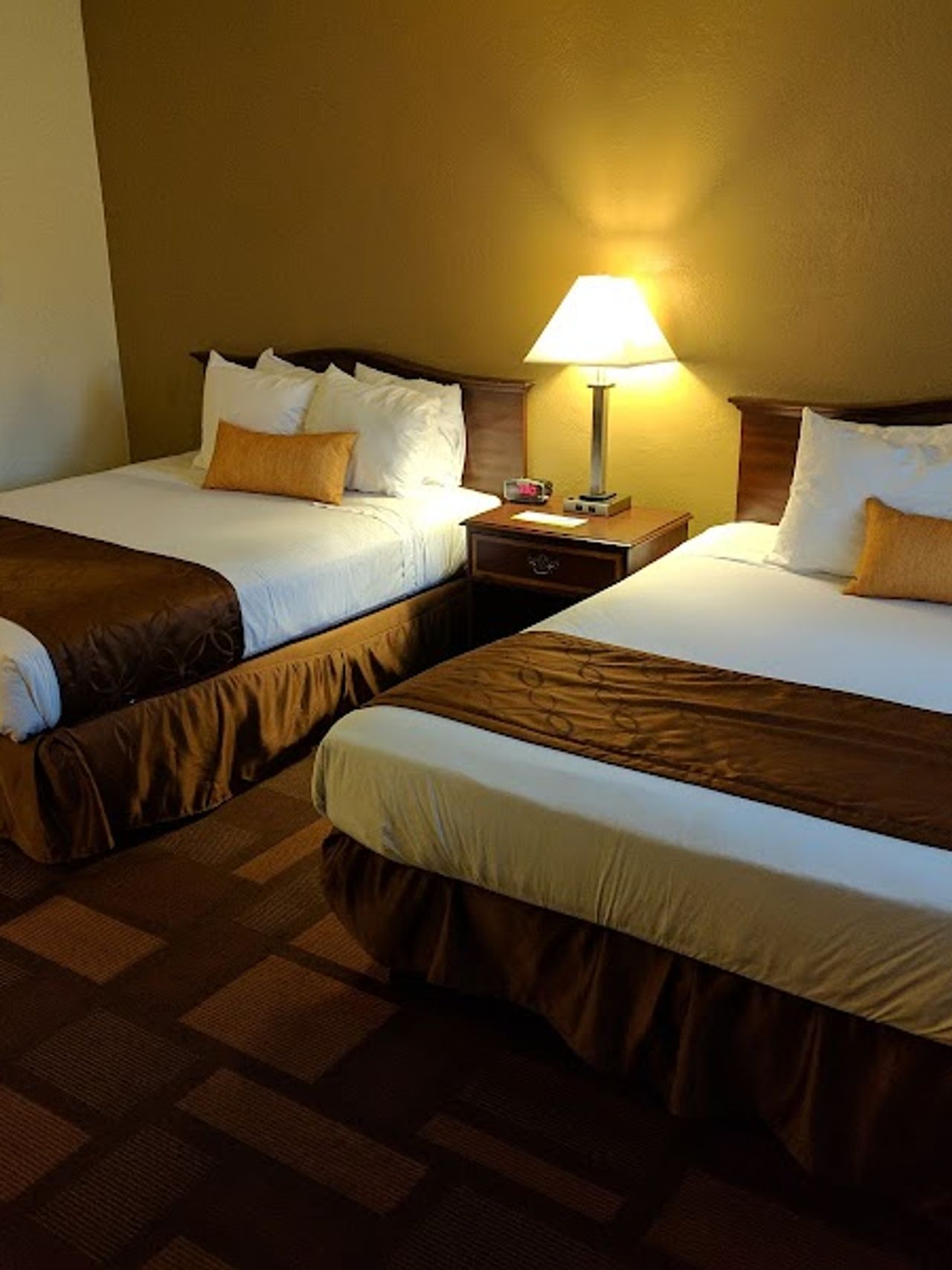 Photo of Days Inn & Suites Lodi