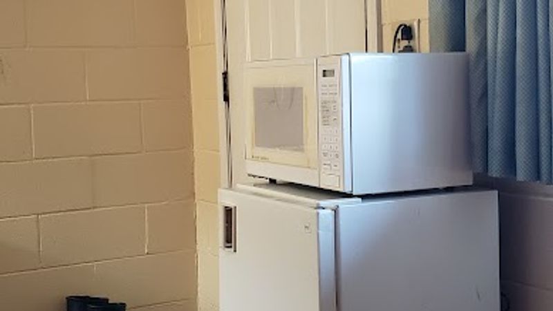 Photo of Relax Inn - Room, microwave, mini-fridge