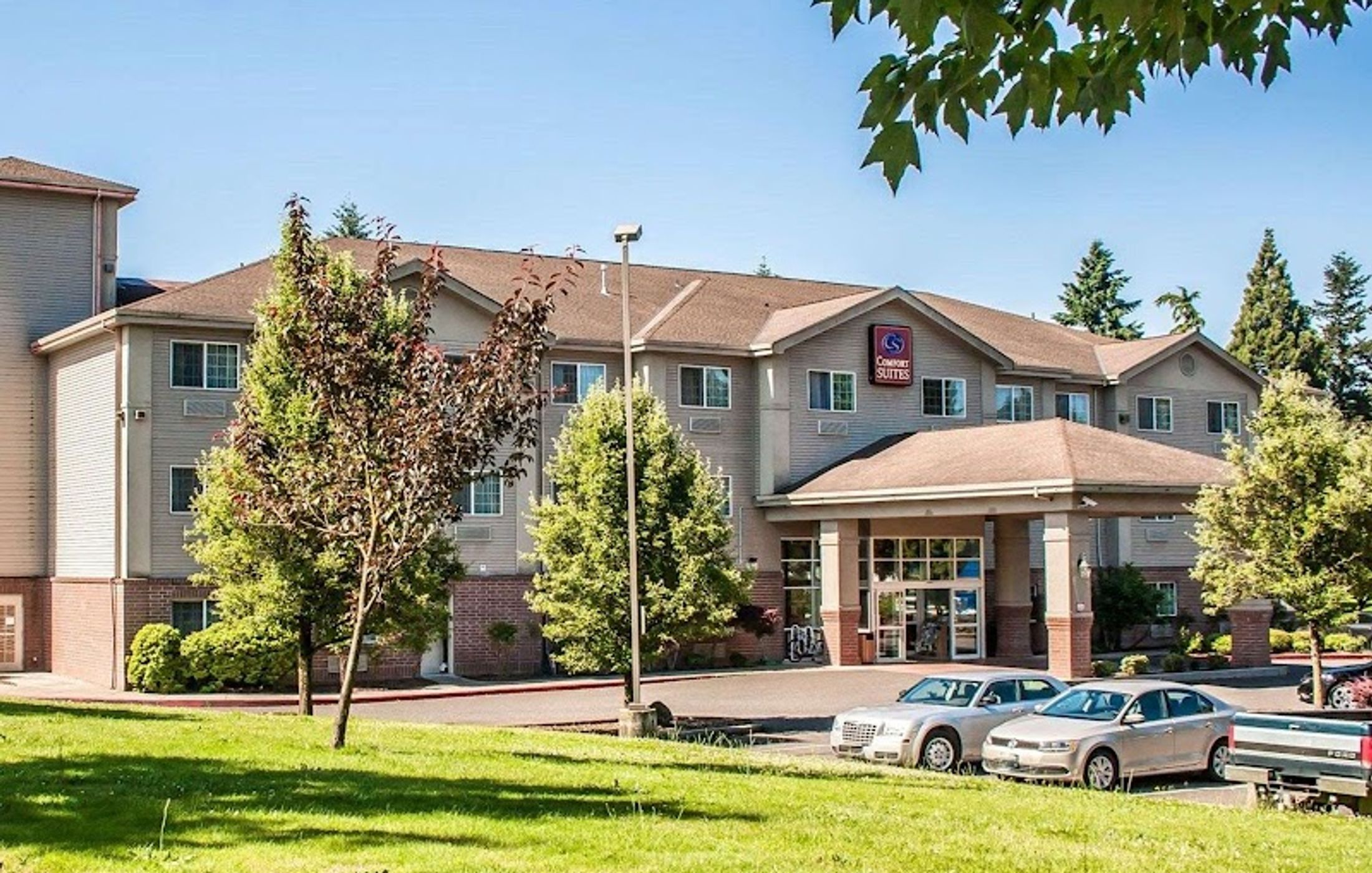 Comfort Suites