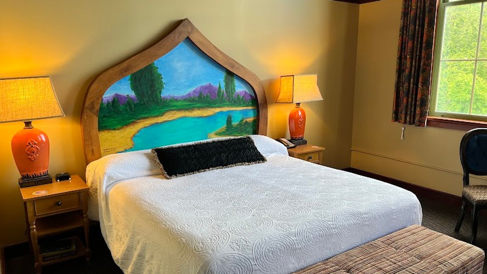 Photo of McMenamins Anderson School