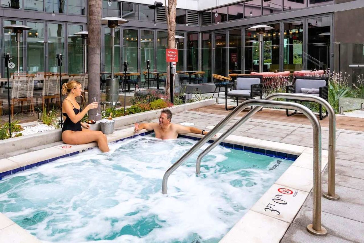 Shashi Hotel Mountain View Palo Alto - Outdoor Jacuzzi