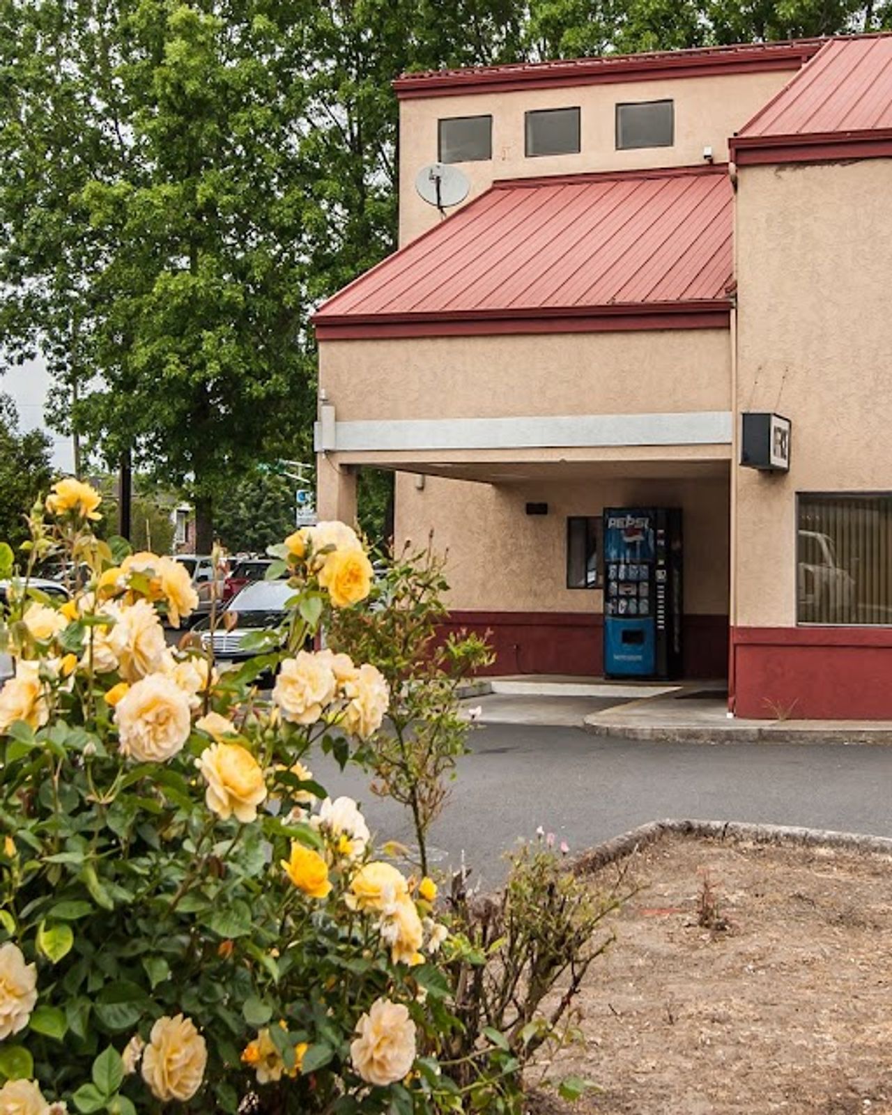 Photo of Rodeway Inn Willamette River