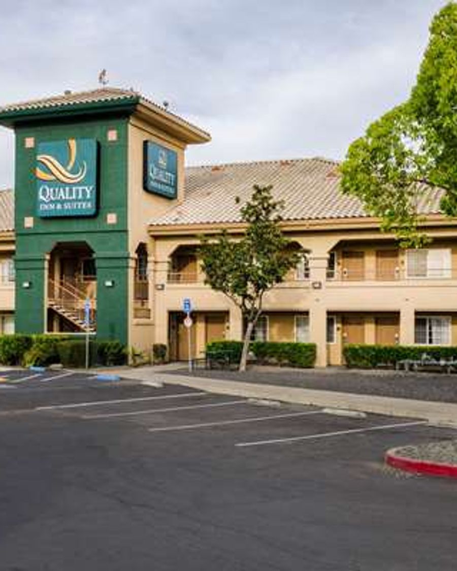 Quality Inn & Suites Lathrop