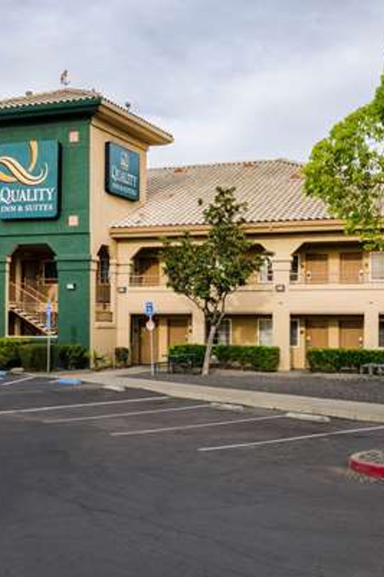 Photo of Quality Inn & Suites Lathrop