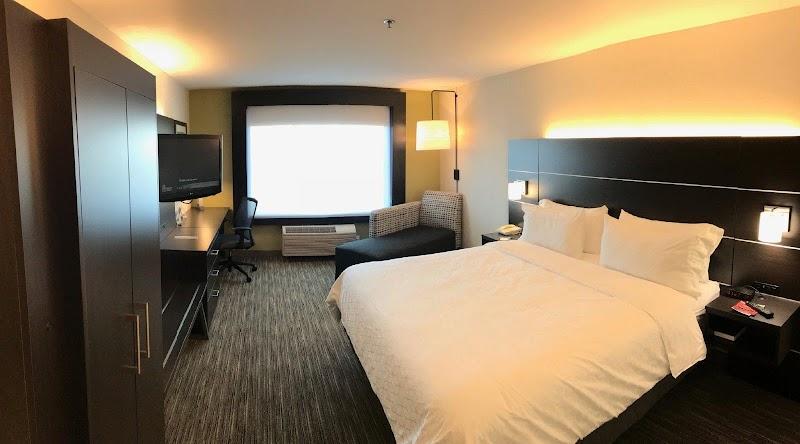 Photo of Holiday Inn Express & Suites Tracy by IHG
