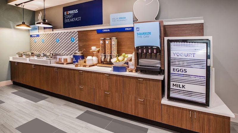 Photo of Holiday Inn Express & Suites Boise Airport, an IHG Hotel