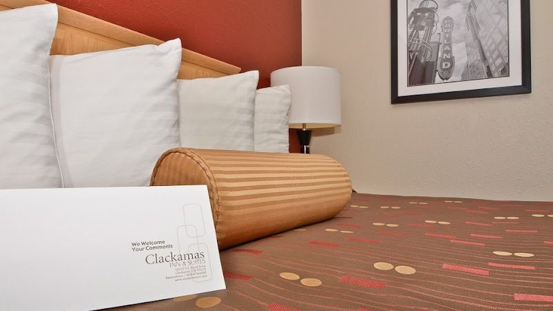 Photo of Clackamas Inn & Suites
