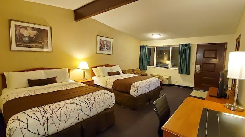 Photo of Olympic Inn & Suites