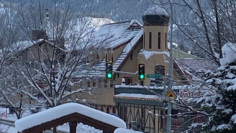 Photo of Linderhof Inn