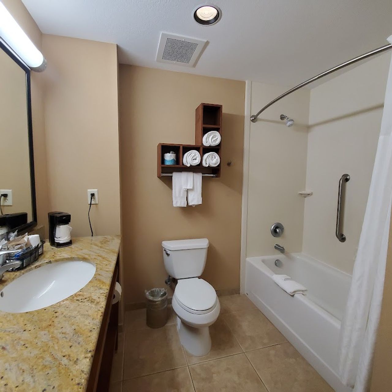 Photo of Hampton Inn & Suites Folsom