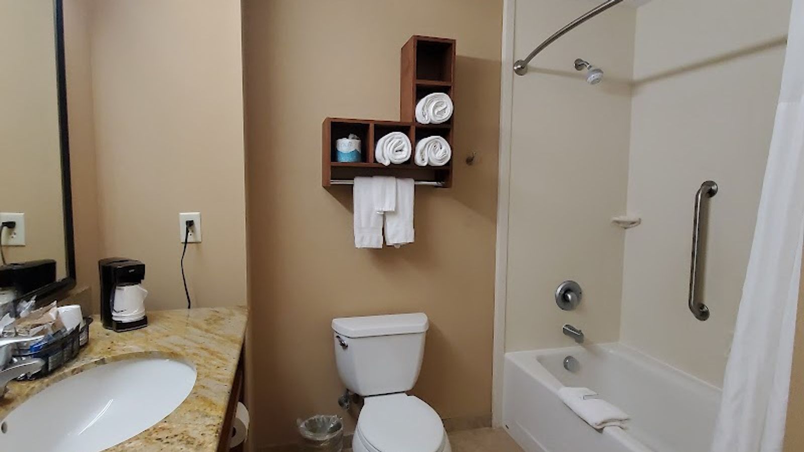 Photo of Hampton Inn & Suites Folsom