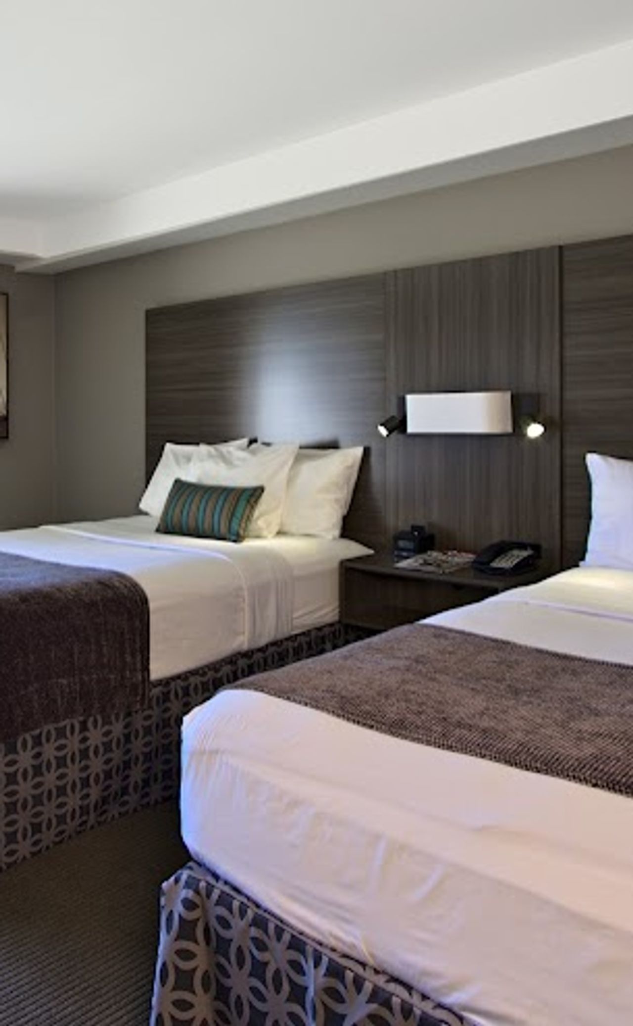Photo of Executive Inn & Suites
