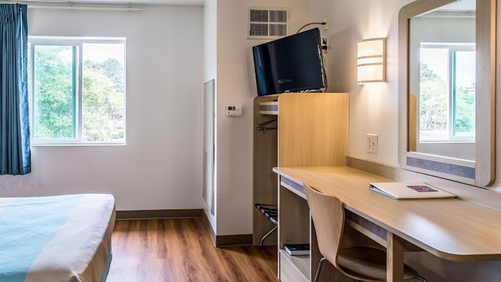 Photo of Motel 6 Lincoln City, OR