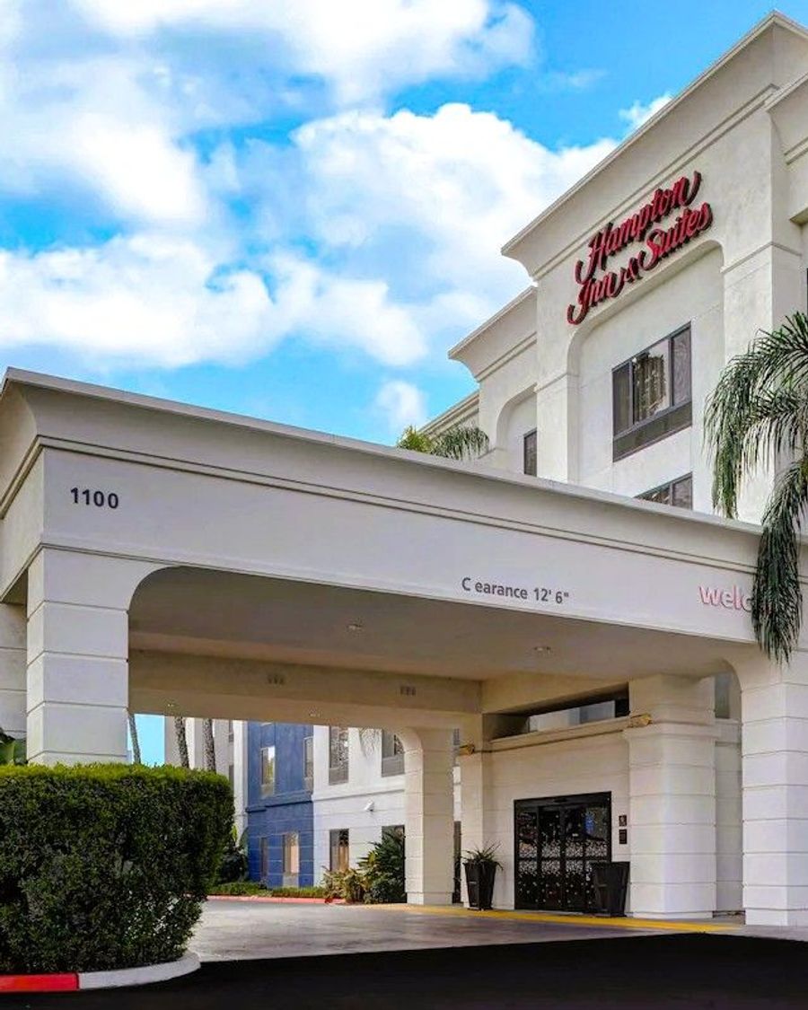 Hampton Inn & Suites Tulare