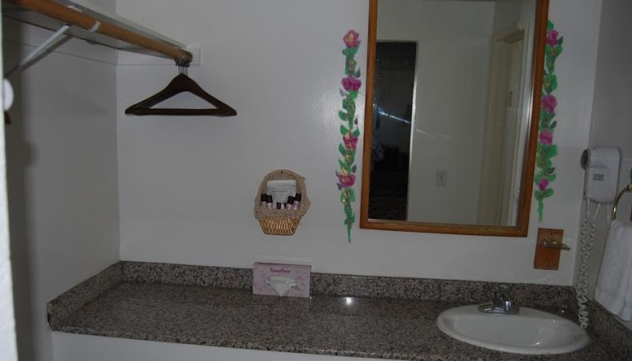 Photo of Stanford Motor Inn Palo Alto