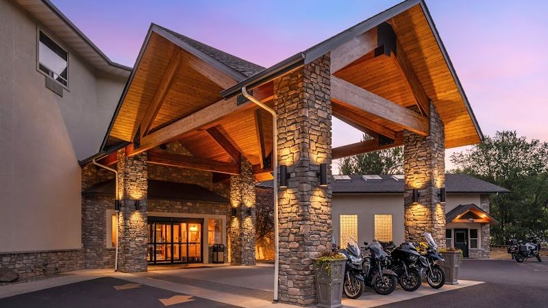 Best Western Lodge at River's Edge