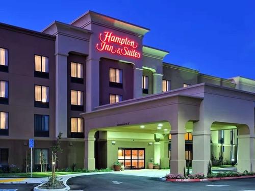 Hampton Inn & Suites Fresno-Northwest
