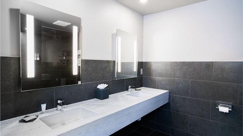 Photo of Ruby River Hotel