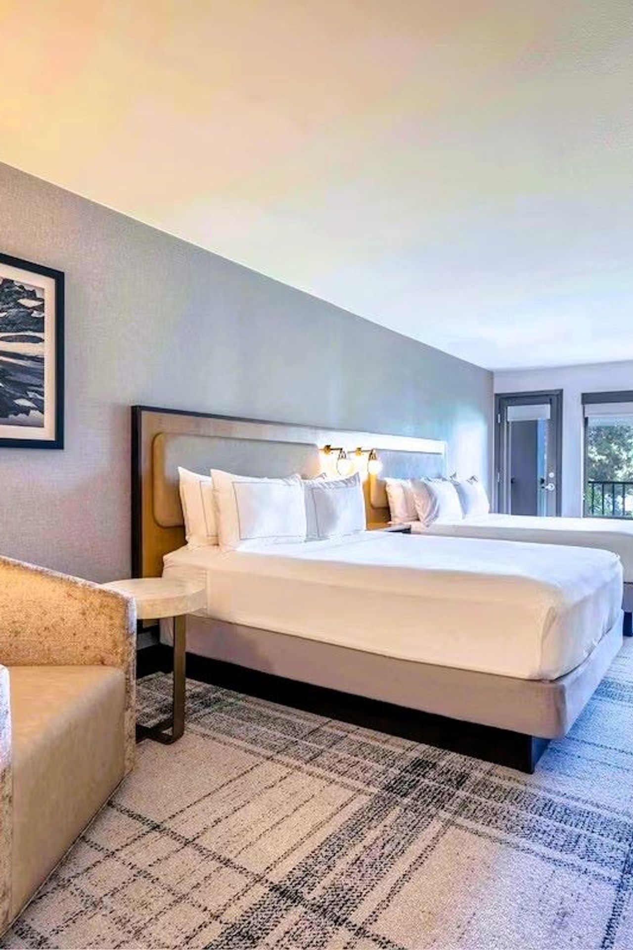 The Newberry Hotel Bend, Tapestry Collection by Hilton - Room with 2 Queen Beds