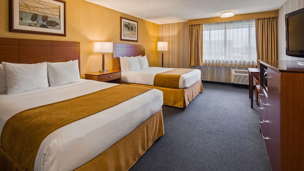 Photo of Best Western Cascadia Inn