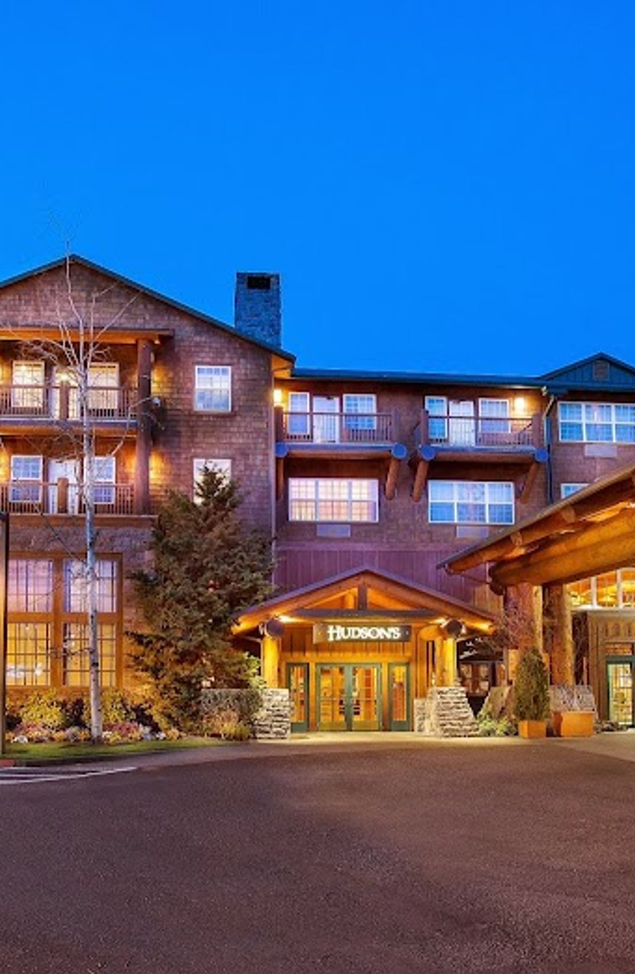 Photo of The Heathman Lodge
