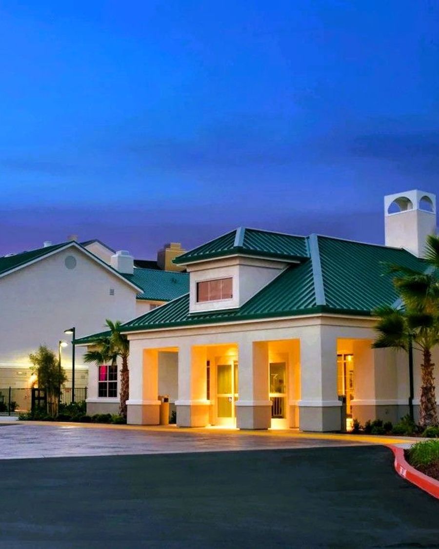 Homewood Suites by Hilton Sacramento Airport-Natomas