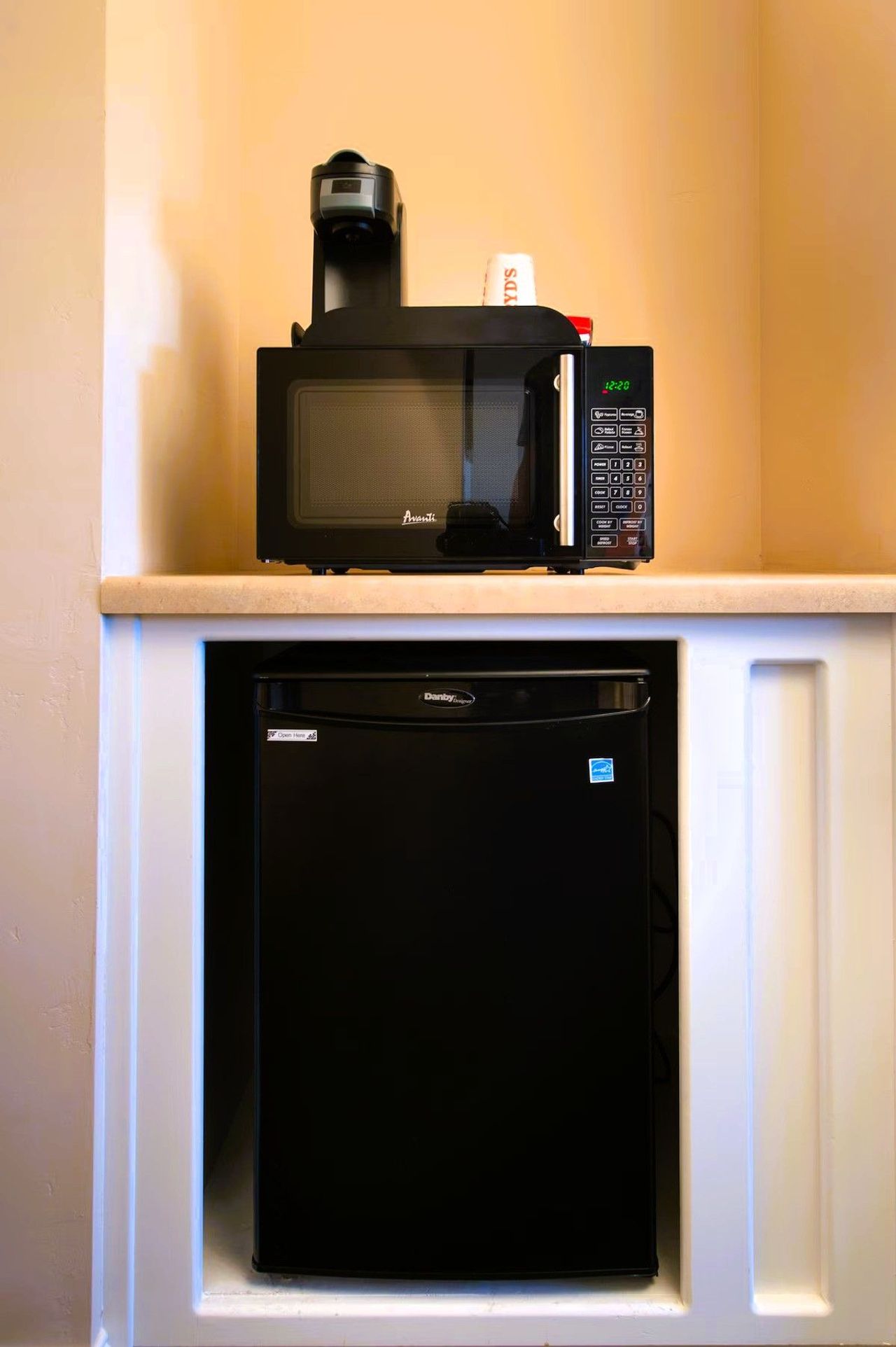 Photo of The Monterey Hotel - In-room mini-fridge, microwave, coffee machine