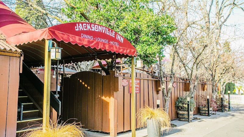 Photo of Jacksonville Inn - Property entrance