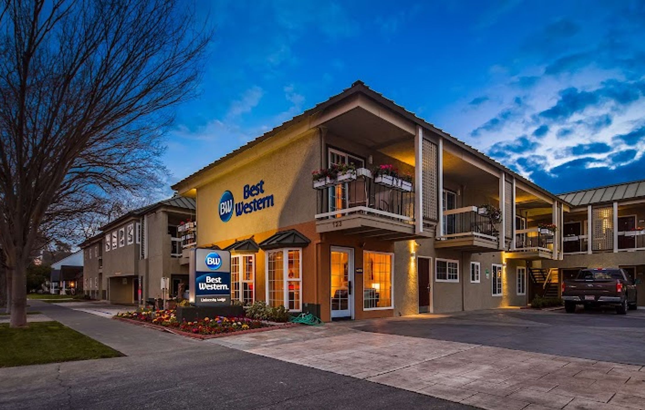 Best Western University Lodge