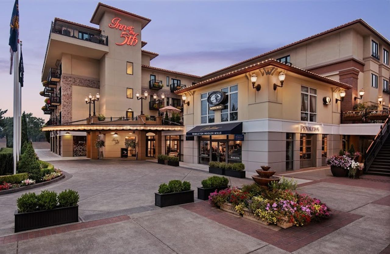 Photo of Inn at the 5th Eugene - Exterior