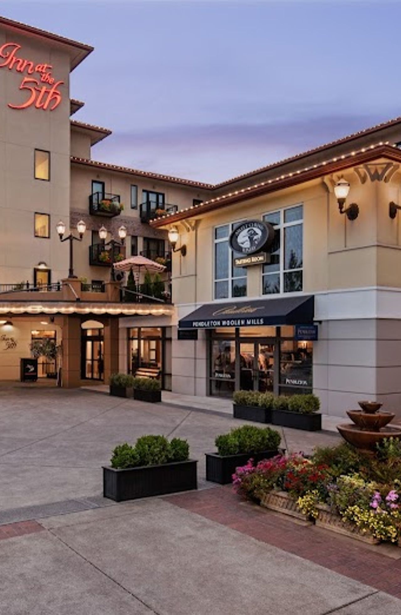 Photo of Inn at the 5th Eugene - Exterior