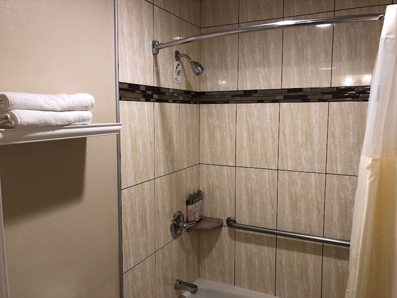 Photo of El Castell Motel - Bathroom